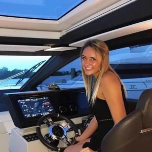 Meet your Posher, Emma